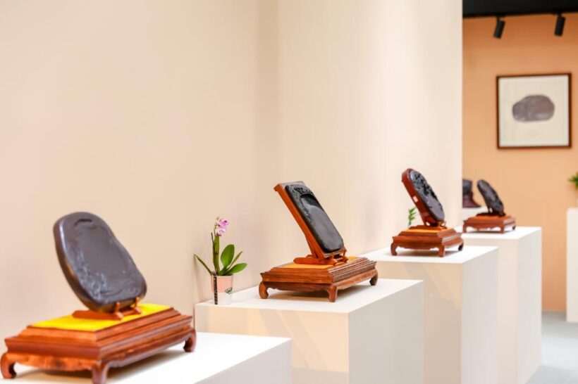 荣宝斋举办“问石端溪——梁佩阳甲子人生砚刻精品展”缩略图中国题字网