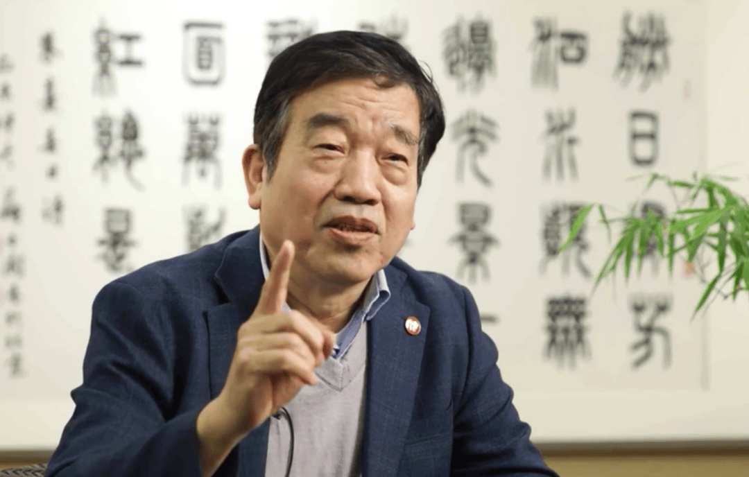 致敬新中国成立75周年 · 文化榜样——苏士澍：一字一世界 一笔一精神插图5中国题字网