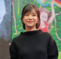 徐静蕾书法作品欣赏 气质与才华并存｜名人明星书画缩略图中国题字网
