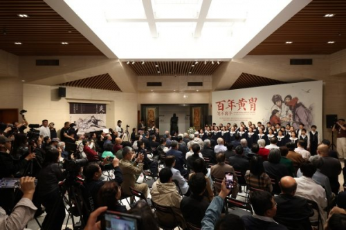 “纪念黄胄先生诞辰一百周年大型回顾展”在炎黄艺术馆盛大开幕插图1中国题字网