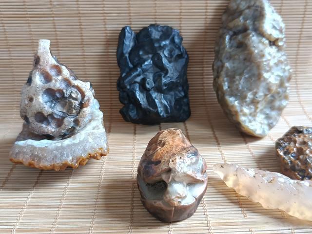 奇石收藏的七大价值，你真的了解吗？缩略图中国题字网