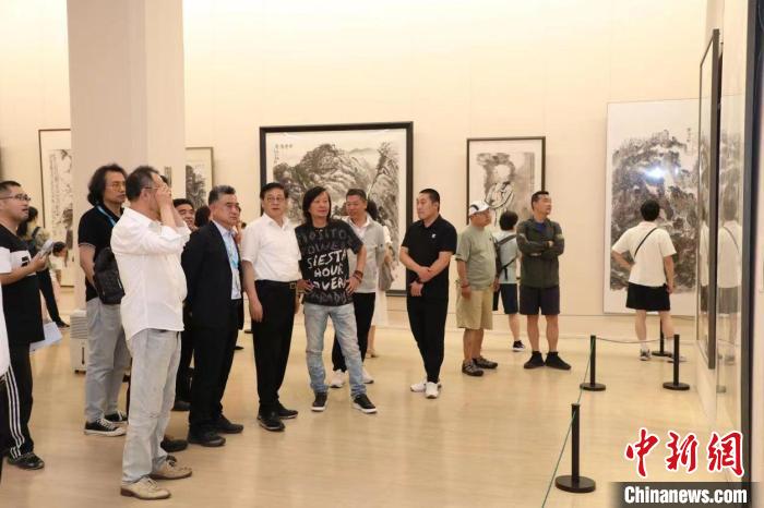 百余名家中国写意画作品汇集中国美术馆带观众共“畅神”缩略图中国题字网