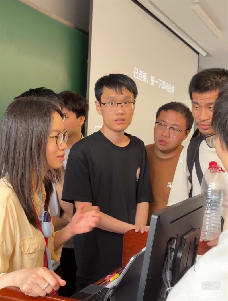 走近科学｜ 韦东奕听王虹教授讲座，两人“加密对话”亮了插图中国题字网