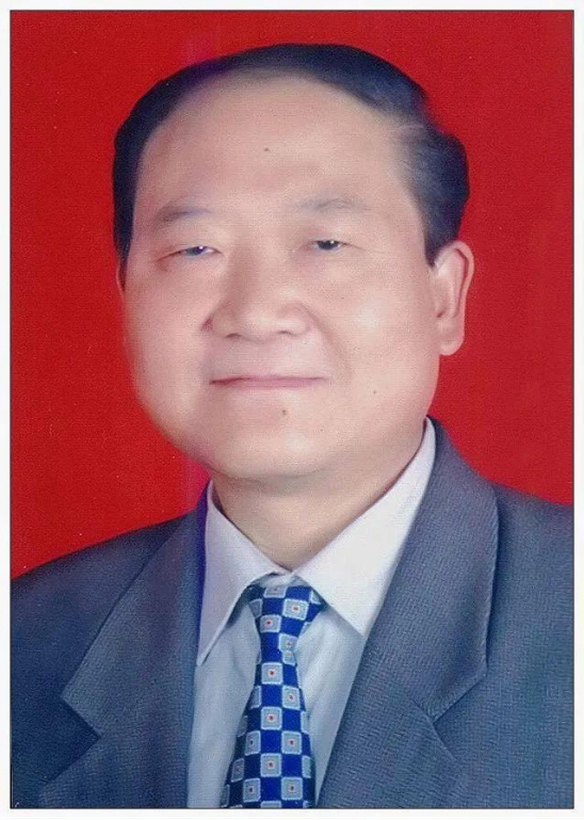 国粹传承 弘扬文化–书画艺术家曹弘缩略图中国题字网