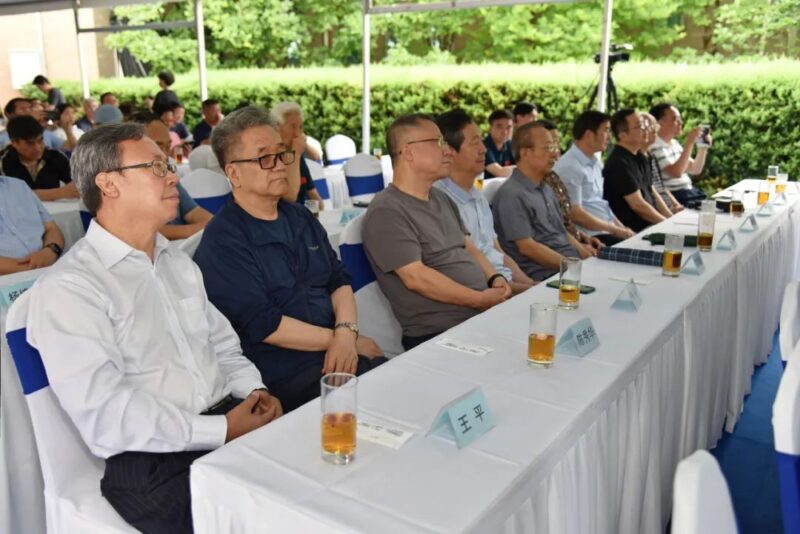 铁笔铭史 墨韵传薪——纪念中国人民抗日战争暨世界反法西斯战争胜利80周年书法展开幕插图5中国题字网