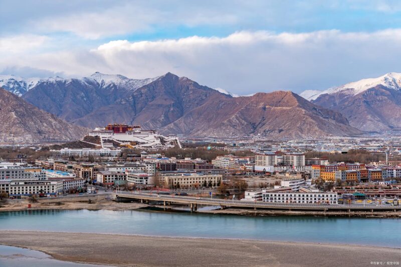 西藏旅游保姆级攻略｜从行前准备到避坑指南，手把手教你玩透高原缩略图中国题字网