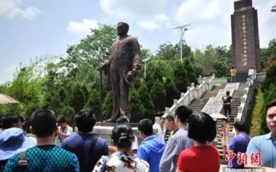 华人故事｜抗日英雄与“华侨旗帜”陈嘉庚缩略图中国题字网