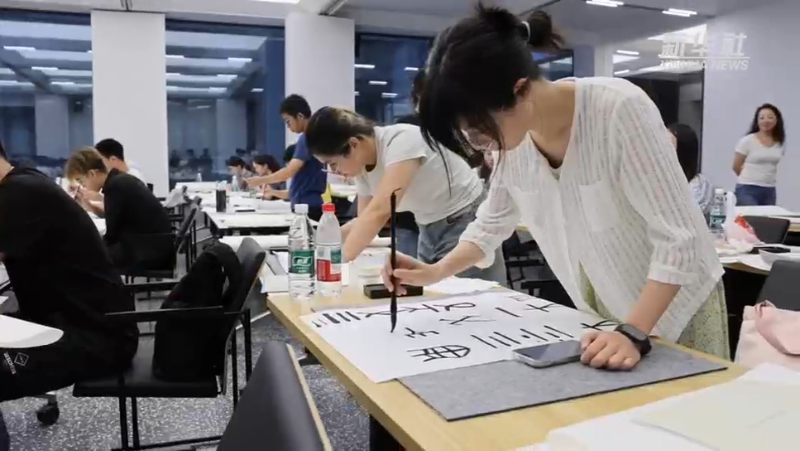 甲骨文文化探索之旅助力港澳台青年感悟悠久历史插图中国题字网