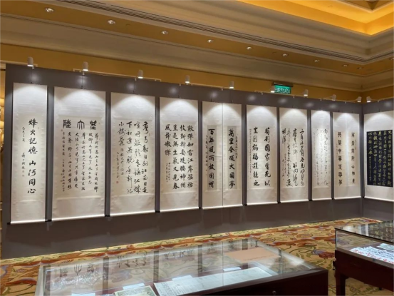 苏士澍在澳门出席纪念中国人民抗日战争胜利暨台湾光复80周年展插图1中国题字网 苏士澍在澳门出席纪念中国人民抗日战争胜利暨台湾光复80周年展插图1中国题字网
