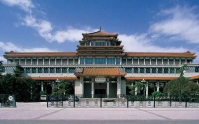 毛主席为“中国美术馆”题写匾额，手书高清原件！缩略图中国题字网