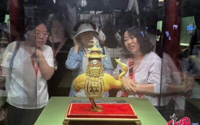 《清明上河图》《伯远帖》等国宝级文物亮相故宫百年大展缩略图中国题字网