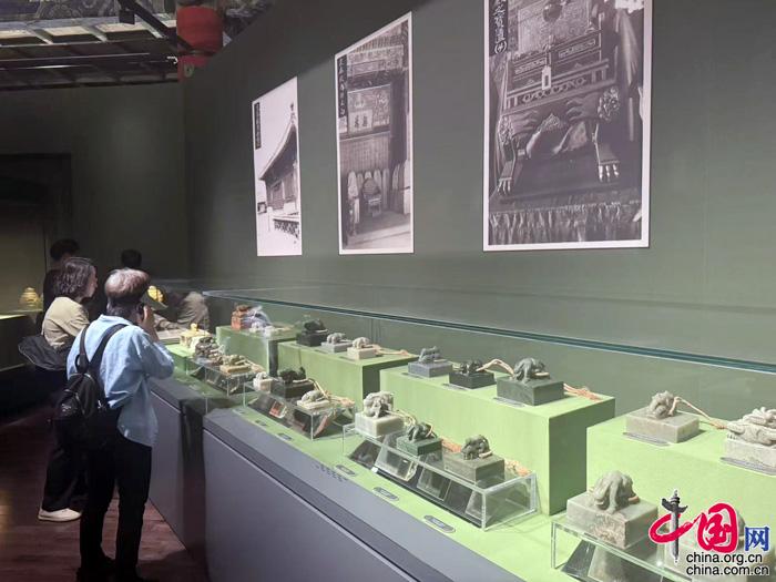 《清明上河图》《伯远帖》等国宝级文物亮相故宫百年大展插图1中国题字网