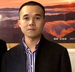 刘名杰.古典山水画气韵生动、魅力独特｜作品定制缩略图中国题字网