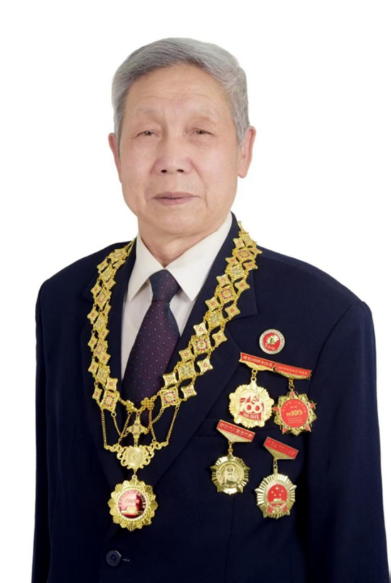 国粹传承 弘扬文化–书画艺术家吴万福插图中国题字网