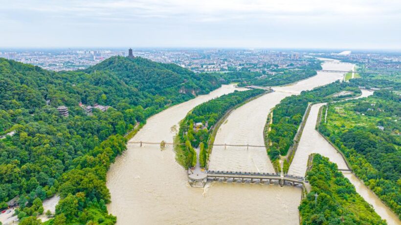 都江堰:千年水利工程守护天府安澜插图5中国题字网 都江堰:千年水利工程守护天府安澜插图5中国题字网