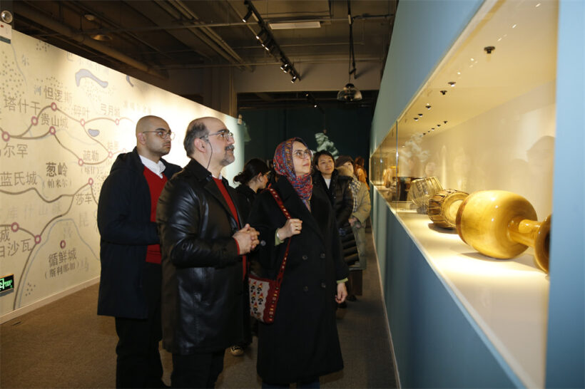 “漫漫和鸣——中国艺术研究院藏丝绸之路乐器展”在京开幕插图8中国题字网