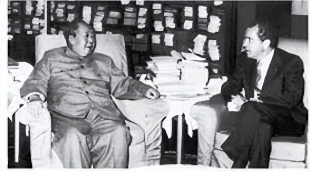 毛主席送尼克松一幅墨宝，尼克松看明白了吗？插图11中国题字网