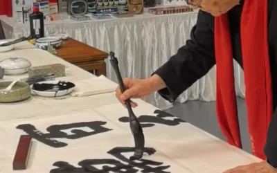 收藏当代中青年书法家作品的潜力与风险分析缩略图中国题字网