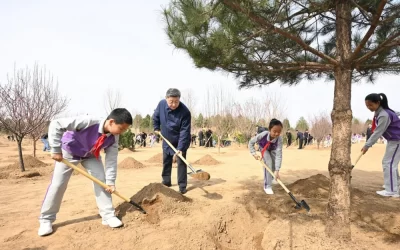 党和国家领导人参加首都义务植树活动缩略图中国题字网