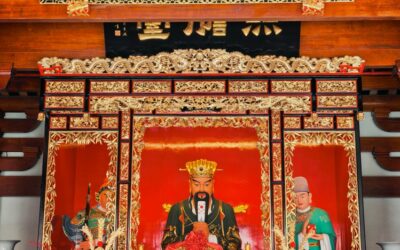 著名书法家张铜彦为潮州市寺庙题写牌匾《威灵显赫》缩略图中国题字网