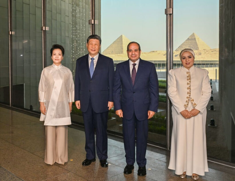 习近平和彭丽媛同埃及总统塞西夫妇共同参观大埃及博物馆插图中国题字网