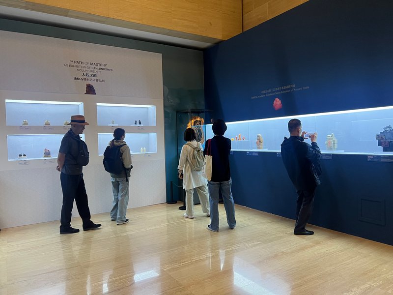 “大匠之道——潘惊石雕刻艺术作品展”在中国美术馆开幕插图3中国题字网