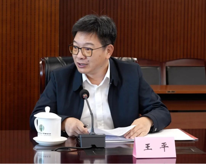 中国美协“深入生活、扎根人民”大采风活动暨“丹青赴油乡、匠心颂征程”主题美术采风创作活动在京启动插图4中国题字网 中国美协“深入生活、扎根人民”大采风活动暨“丹青赴油乡、匠心颂征程”主题美术采风创作活动在京启动插图4中国题字网